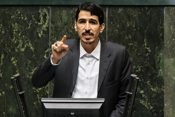 توئیت عجیب نماینده تهران در مجلس با تکرار یک کلمه! + تصویر
