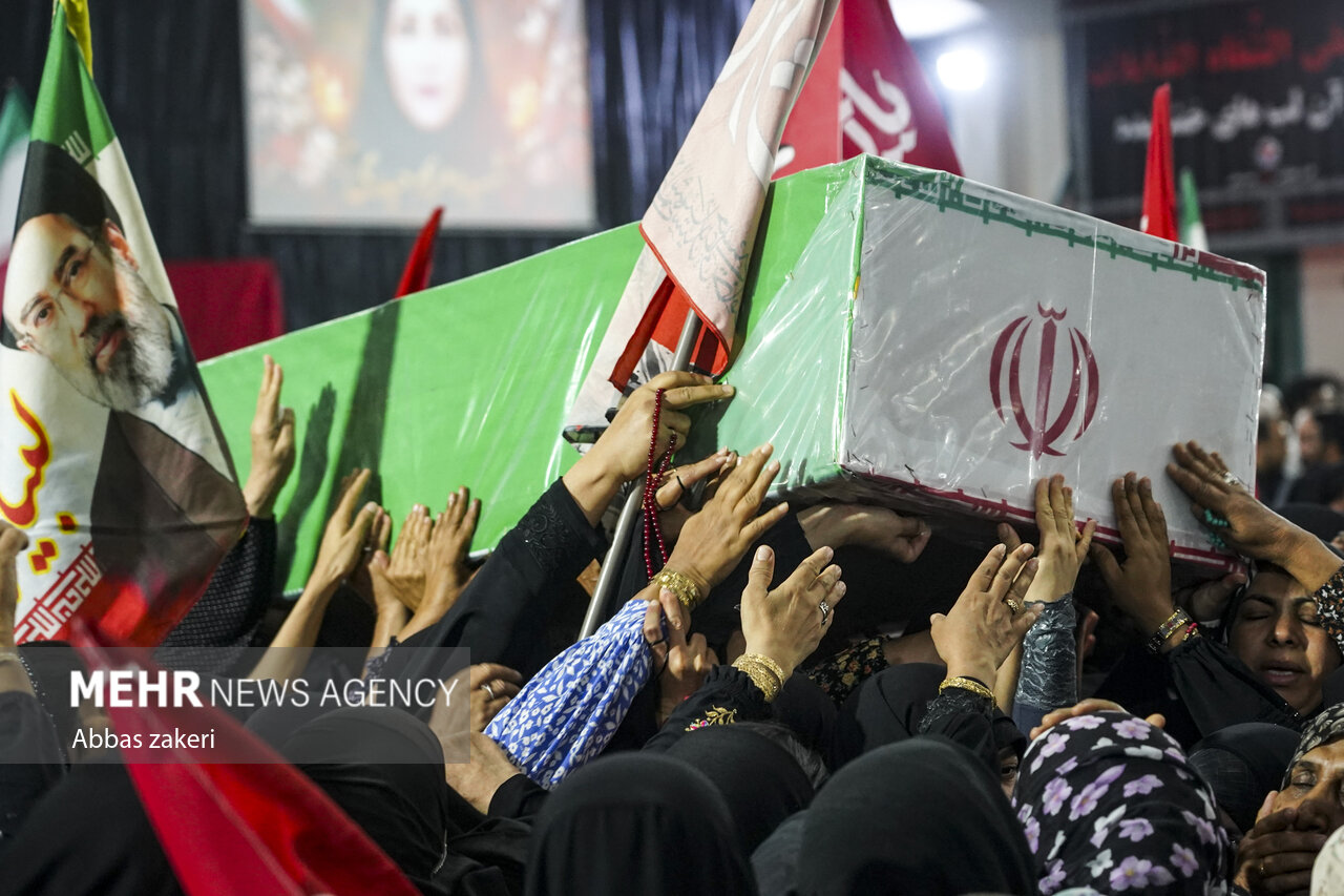 پیکر مطهر شهید ستوان دوم آرین زارعی در کرمانشاه تشییع شد