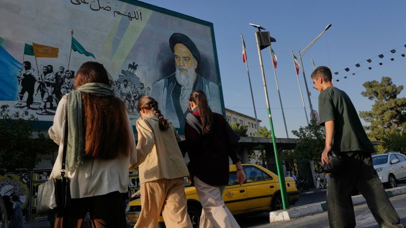 بهروزرسانیهای زنده: دولت ترامپ سیگنال میدهد که توقف در حملات ایران باعث پیشرفت مذاکرات میشود