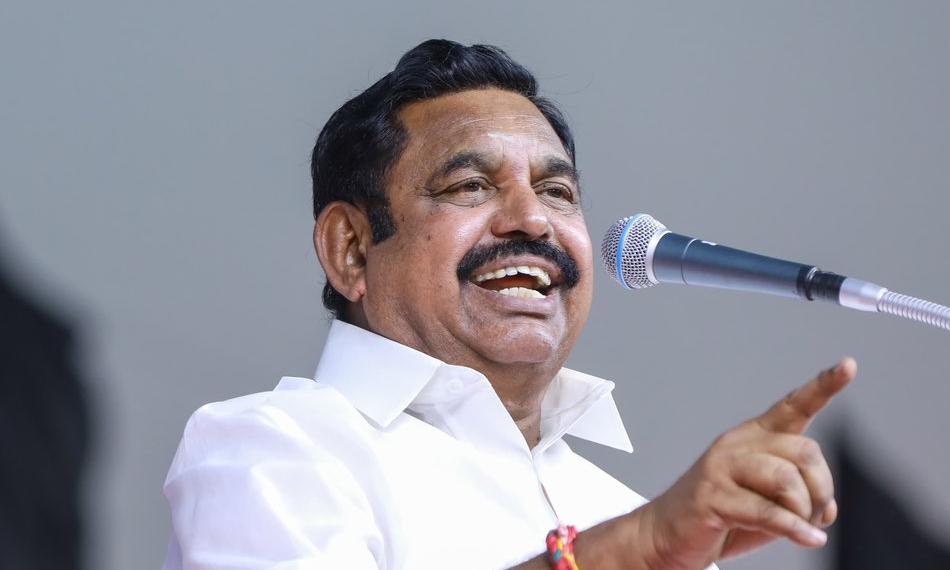 پالانیسوامی، رئیس AIADMK، چهار نماینده سابق MLA در پرونده فرار احضار شدند