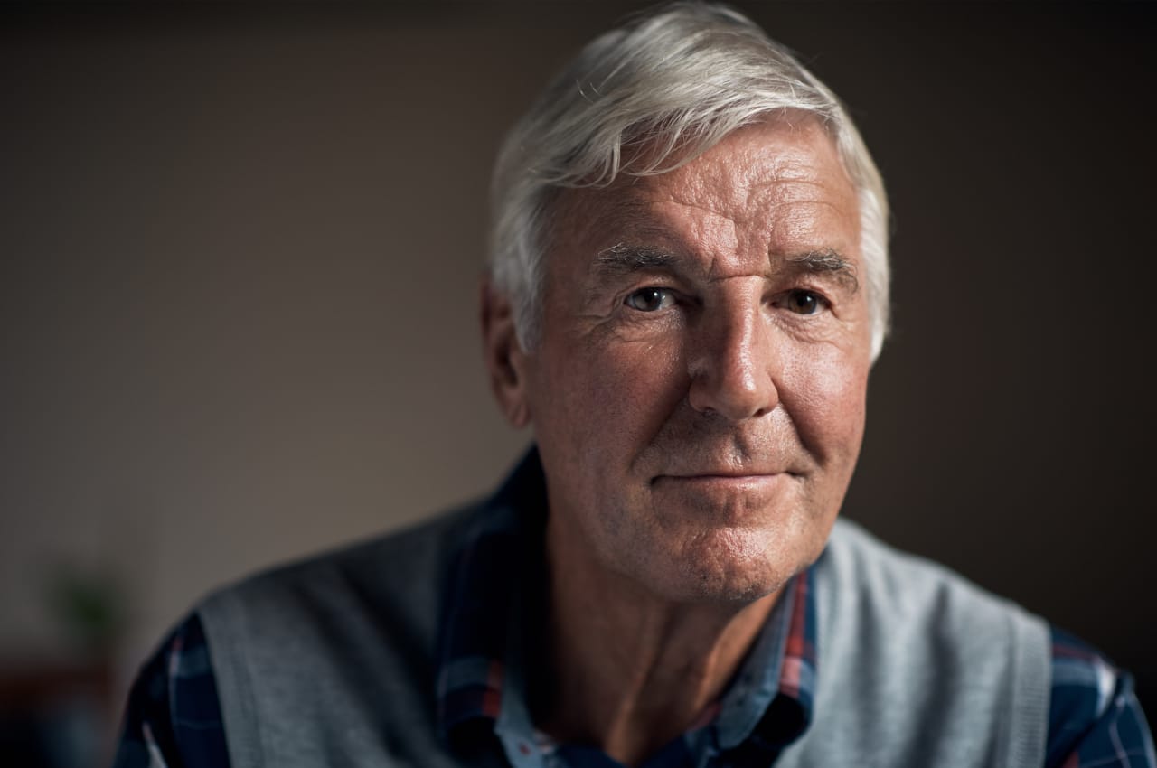 "احساس می کنم خوش شانس" هستم: من 71 سال دارم و 20000 دلار به ارث برده ام. با این پول چه کنم؟
