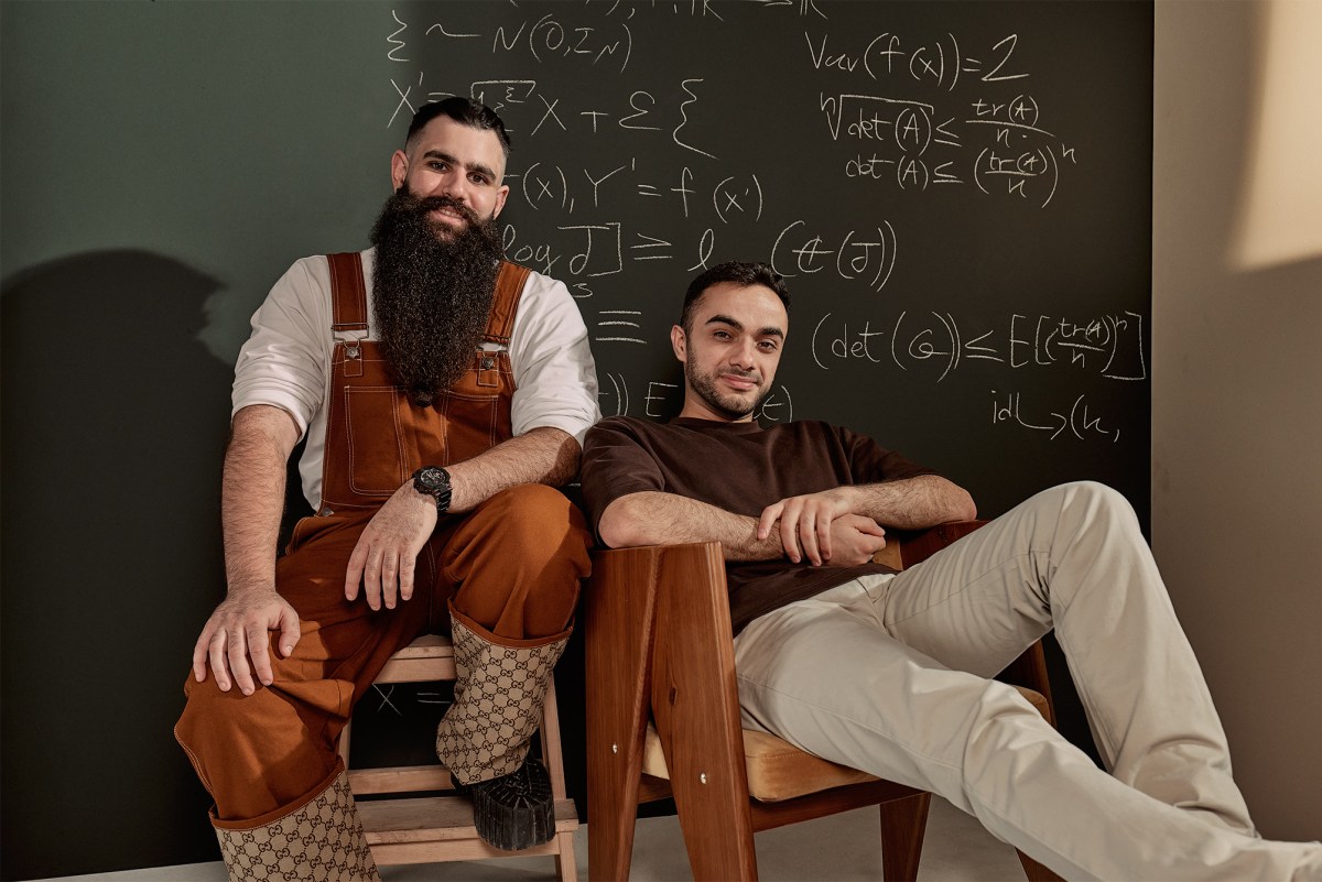 Enigma 70 میلیون دلار جمع آوری می کند تا کنترل یک ربات را به آسانی تنظیم صدا انجام دهد