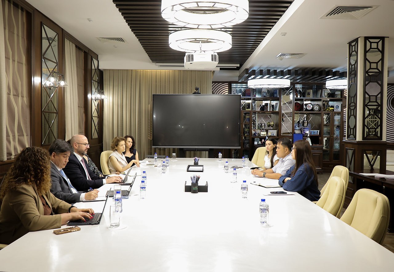 ازبکستان و IFC در مورد انتشار اوراق قرضه به ارز محلی گفتگو کردند
