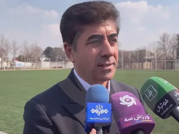 سکوت مطلق درباره ماجرای معرفی گل‌گهر و برکناری/ دبیرکل خبرساز از دست خبرنگاران فرار کرد!