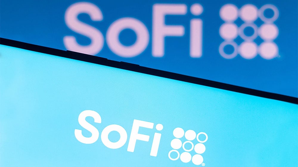 درآمد SoFi، برآوردهای بالای درآمد. چرا سهام فین تک سقوط کرد.