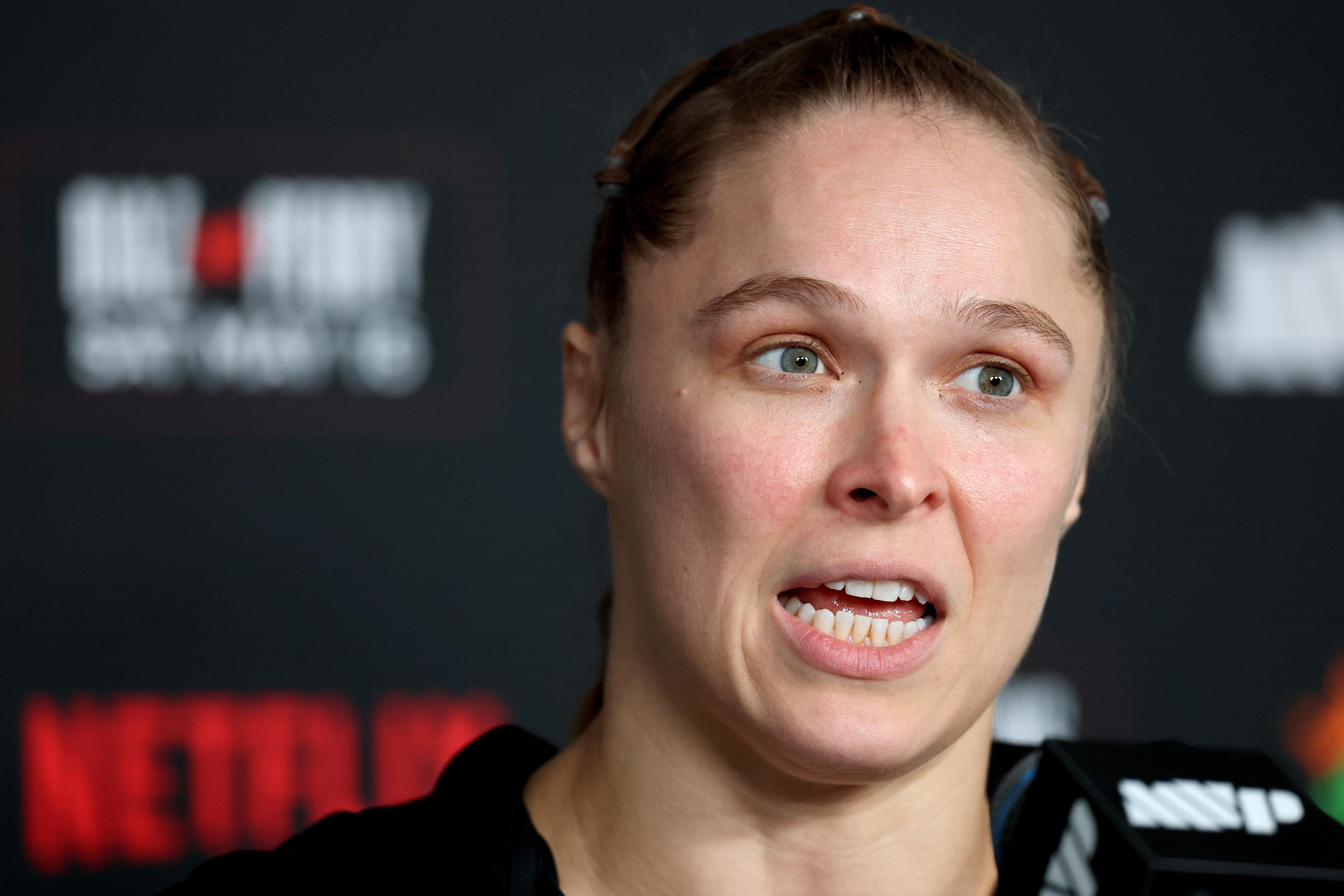 Ronda Rousey مدیر UFC را به خاطر ندانستن "چگونه به بازار عرضه کند" انتقاد می کند.