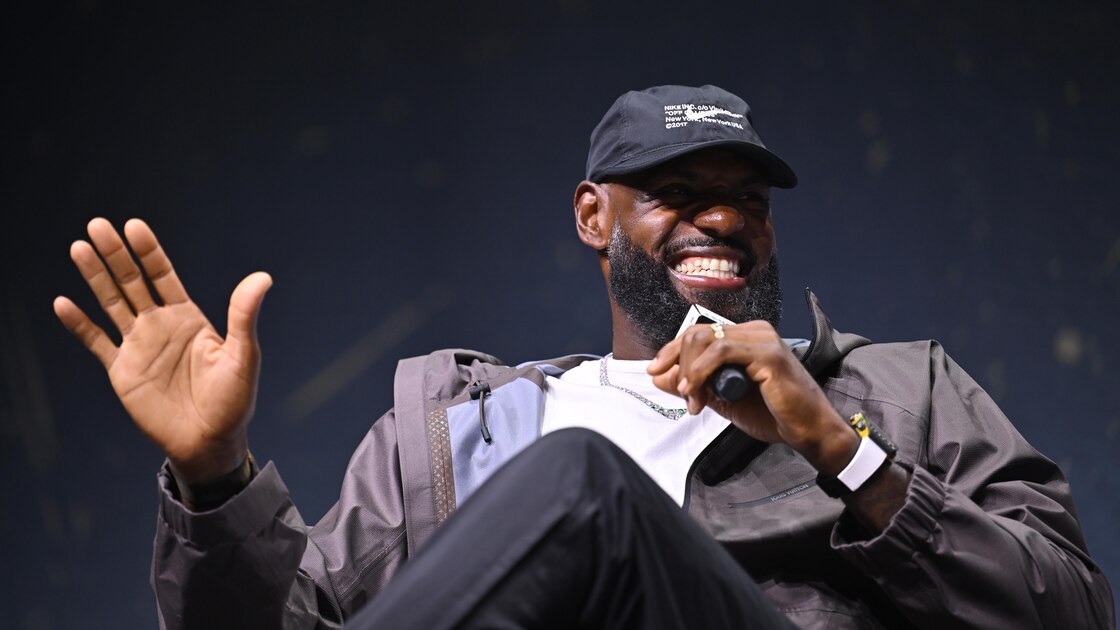فروش LeBron's 76ers Jersey رکورد بهترین بازی Dodgers Shohei Ohtani برای بزرگترین اولین بازی تاریخ