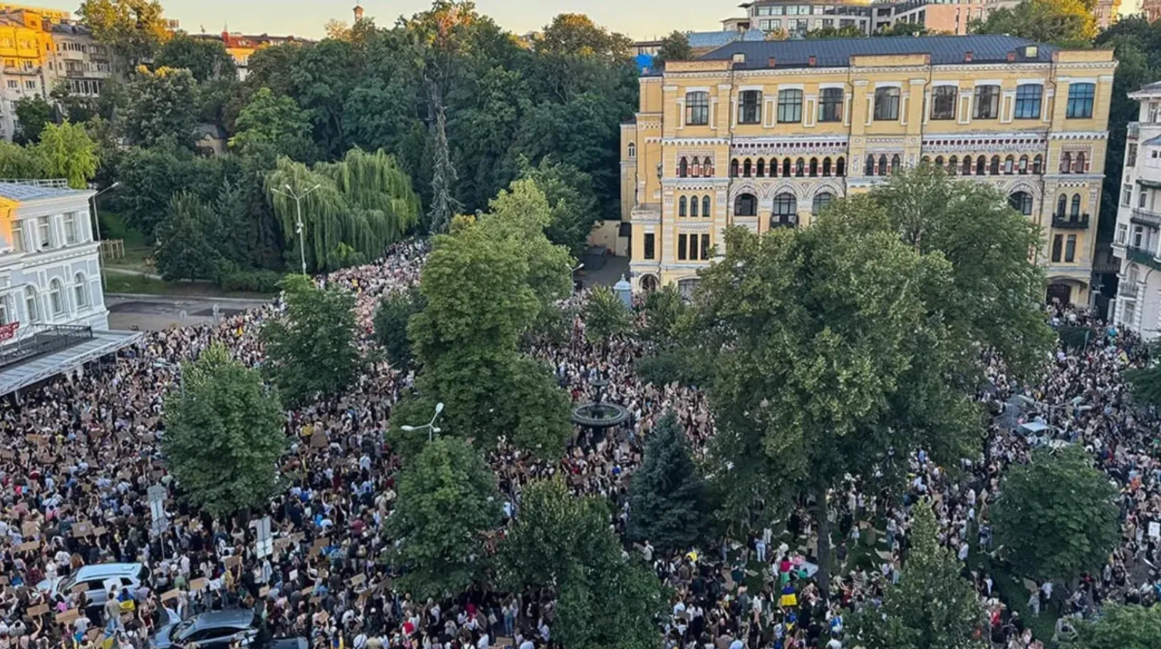 اداره ایالتی شهر کیف پلیس را از قصد خود برای برگزاری راهپیمایی در حمایت از فدوروف مطلع کرد