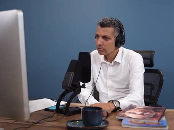 ببینید | واکنش عادل فردوسیپور به ویدیو جنجالی با وزیر فرهنگ