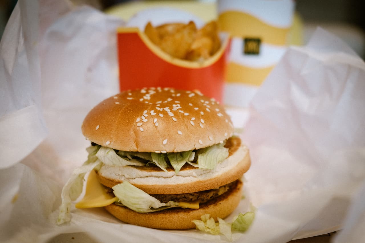 Big Mac Index 40 ساله می شود. در اینجا دلیل این موضوع است که هنوز هم مرتبط است.