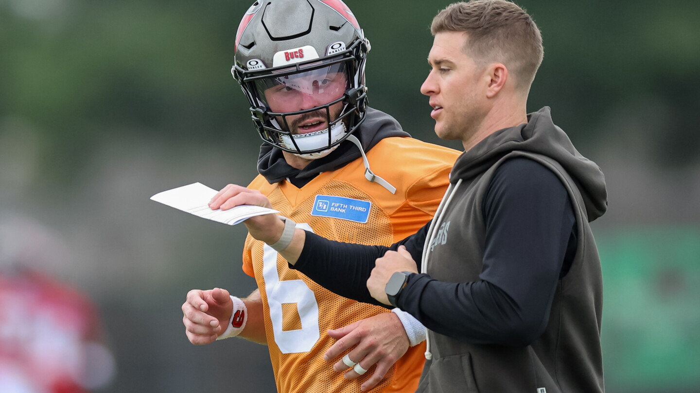 چه اتفاقی برای Bucs و Baker Mayfield در سال 2027 می افتد؟
