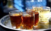 خادمی پدر در موکبی به نام پسر