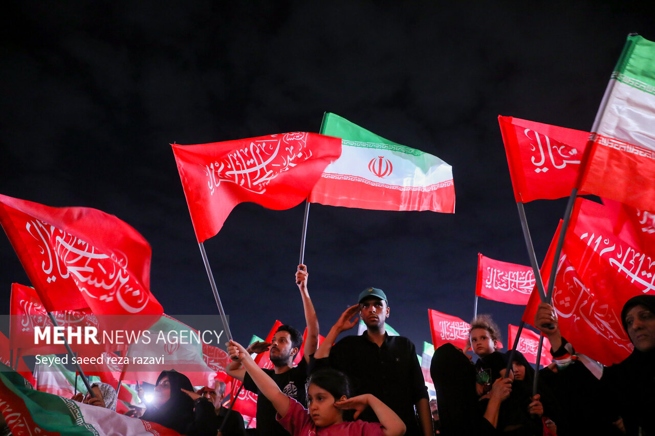 تشییع ۲ شهید مدافع امنیت در اجتماع مردمی کرمانشاه