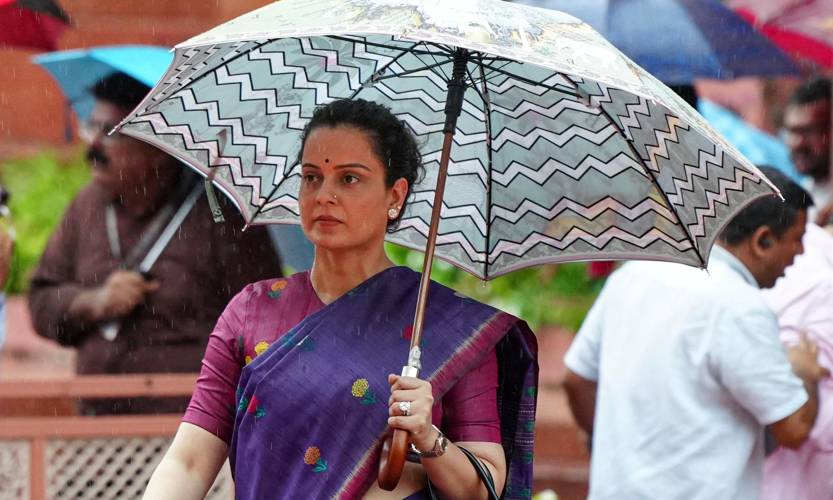 جوانان را گمراه نکنید: Kangana Ranaut با استفاده از کلیپ های فیلم خود به ترول ها پاسخ می دهد