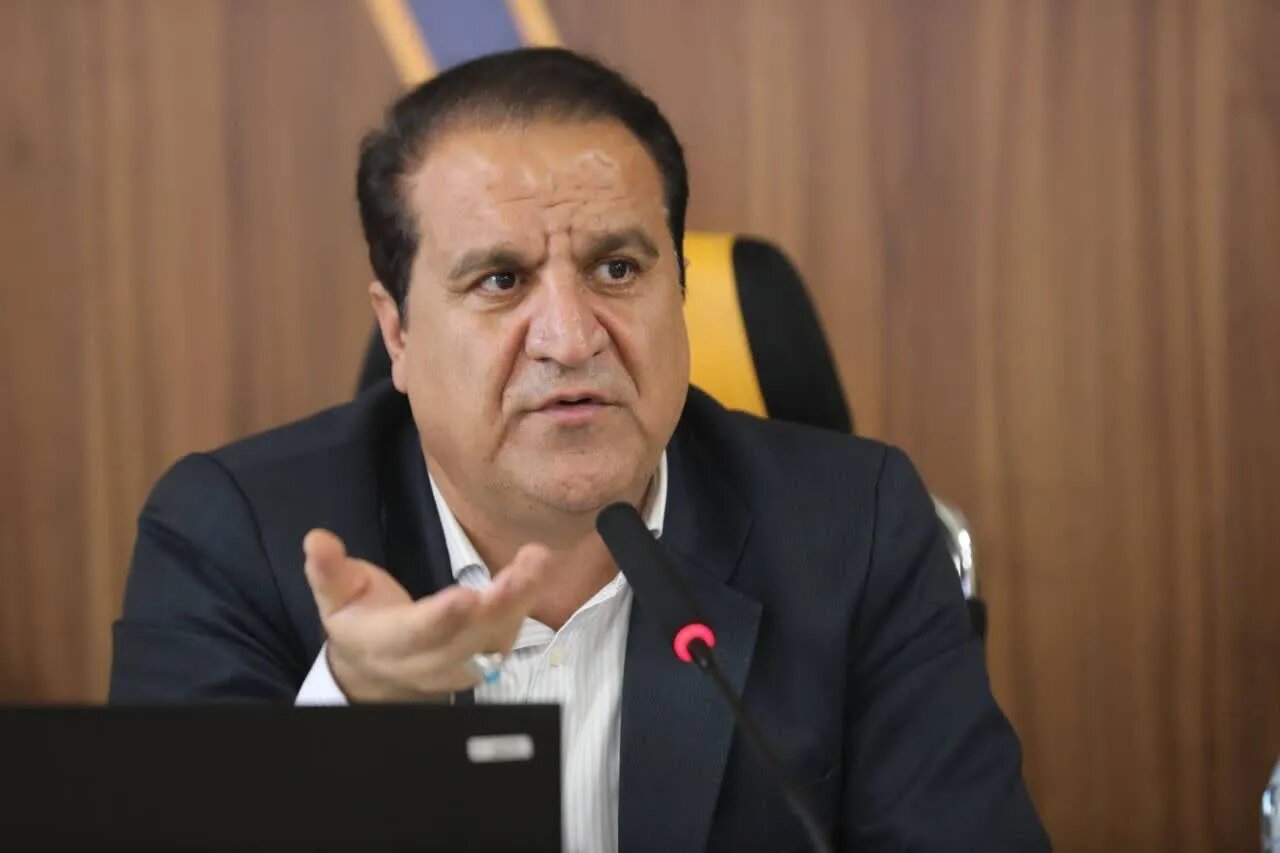 برخورد جدی با دلالان و اخلالگران نظم حمل و نقل در مهران