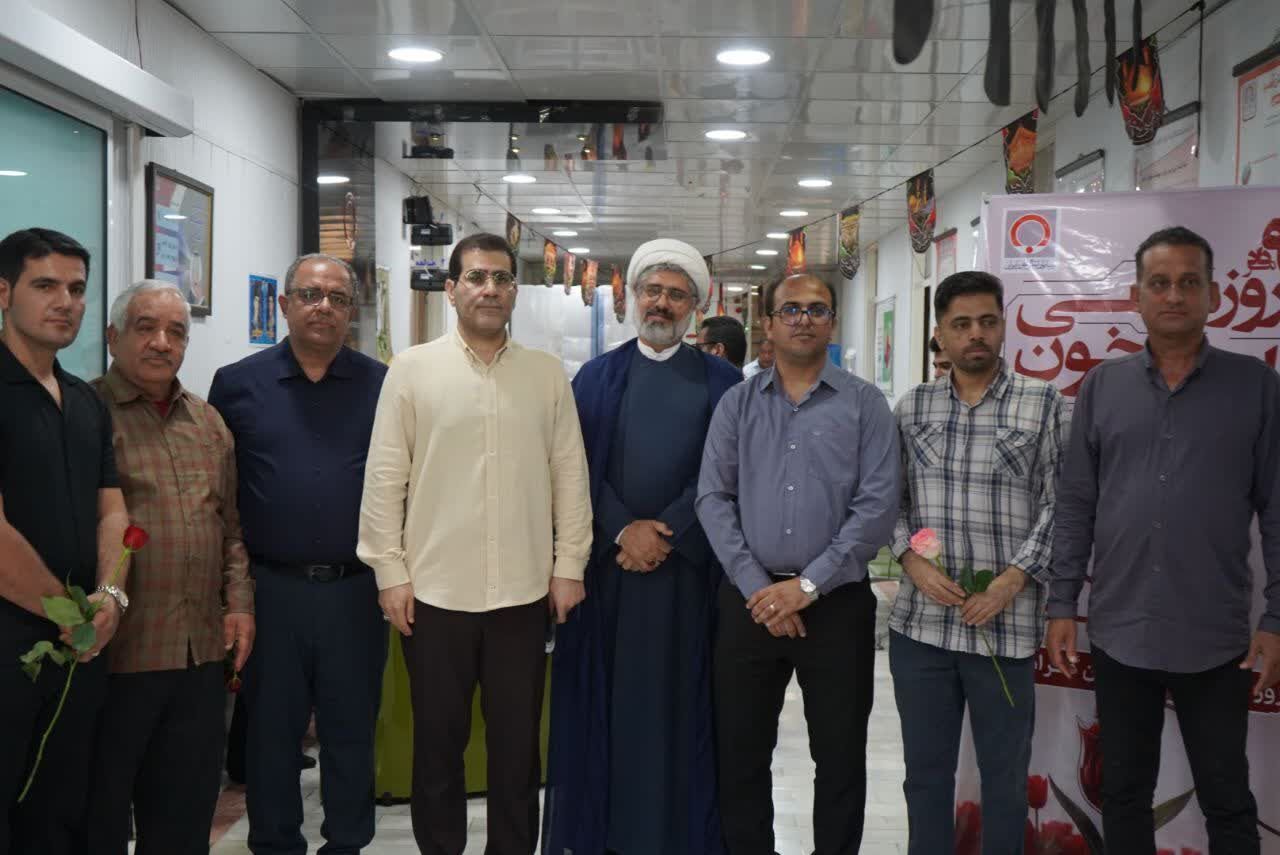 اهداکننده ۱۴۲ بار خون در بوشهر تجلیل شد