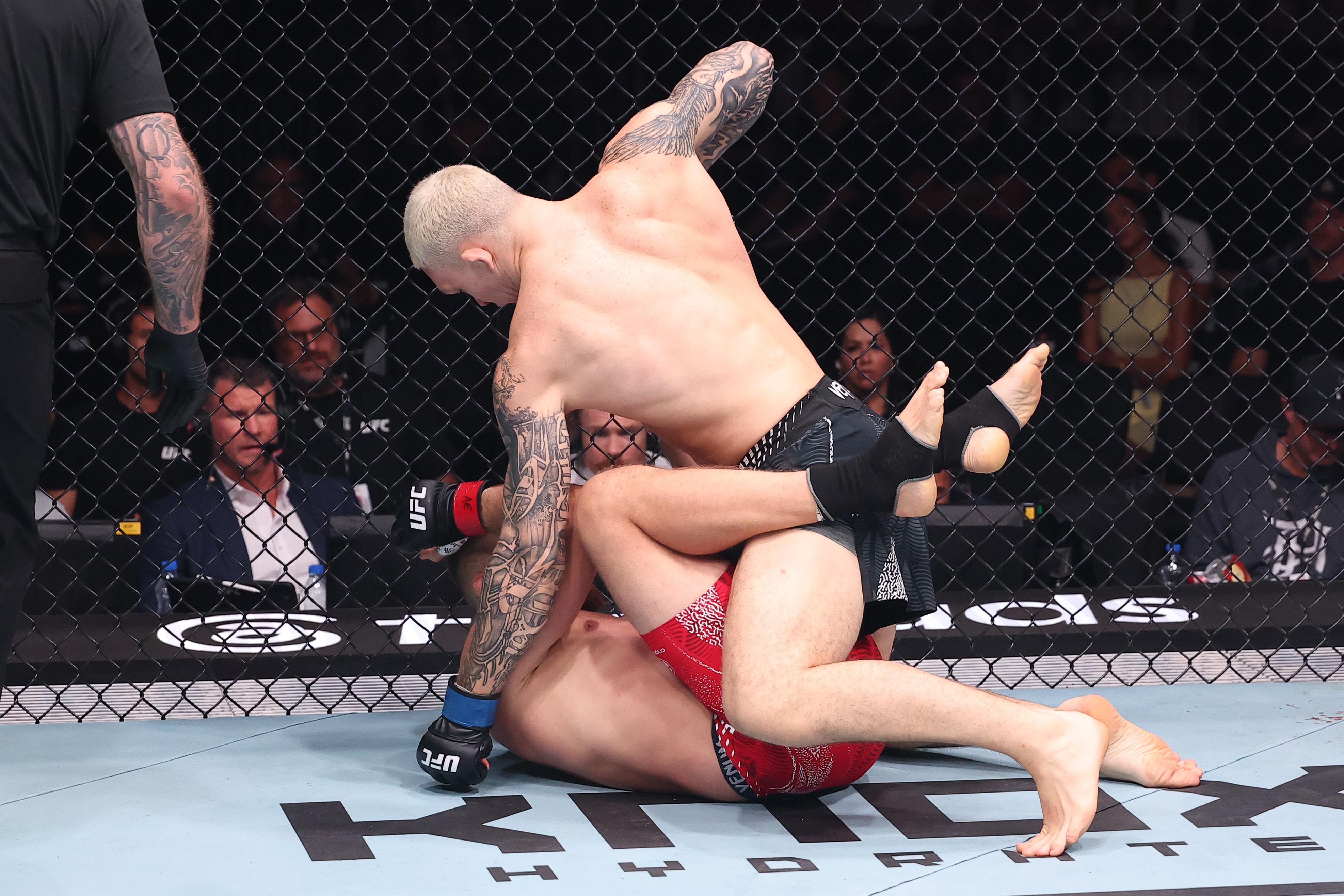 ویدیوی UFC بلگراد: ناواهو استرلینگ در دور اول یان بلاچوویچ را گریه می کند و خلیل رونتری و پائولو کاستا را صدا می کند.