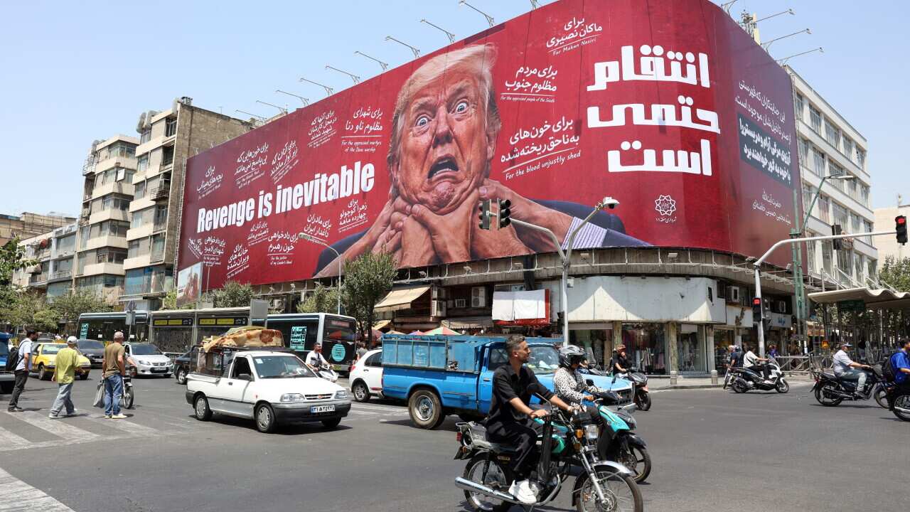 ترامپ حمله جدید به ایران را به امید یک توافق سریع متوقف می کند