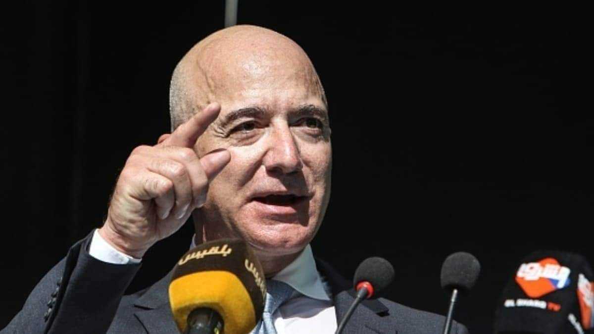 جف بزوس پس از افزایش ارزش سهام آمازون دوباره سومین فرد ثروتمند جهان شد