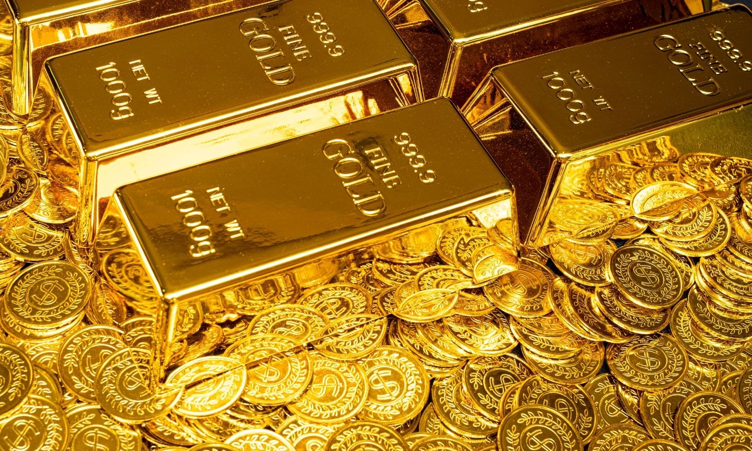 گمرک 8 کیلوگرم طلا به ارزش بیش از 11 کرون روپیه در فرودگاه های کرالا در یک هفته کشف و ضبط کرد.