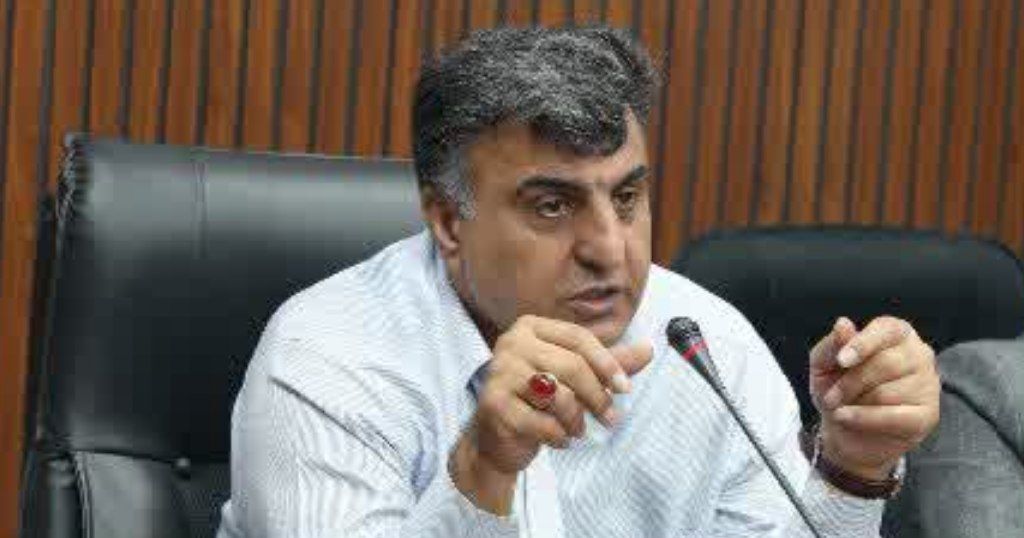 شهردار بومهن: تقسیط عوارض و جرائم ساخت و ساز متناسب با توان شهروندان است
