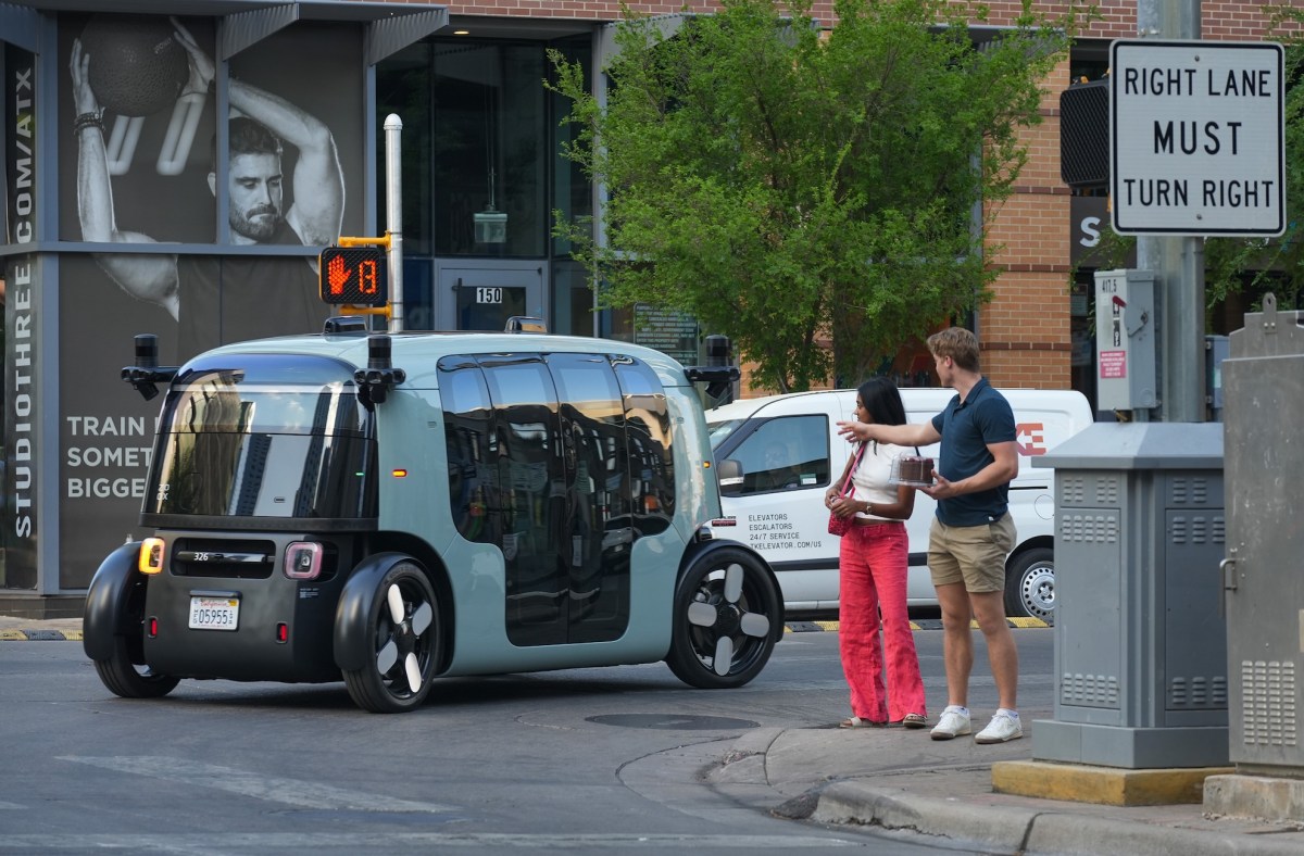 TechCrunch Mobility: دو جاده از هم جدا شد - برای روباتاکسی