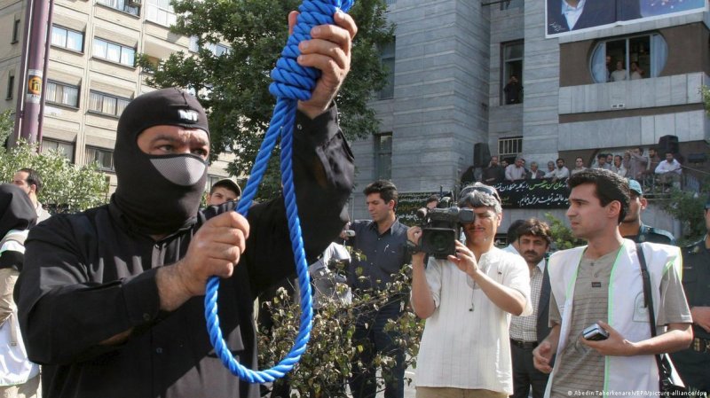 ایران دو نفر متهم به همکاری برای اسرائیل را اعدام کرد