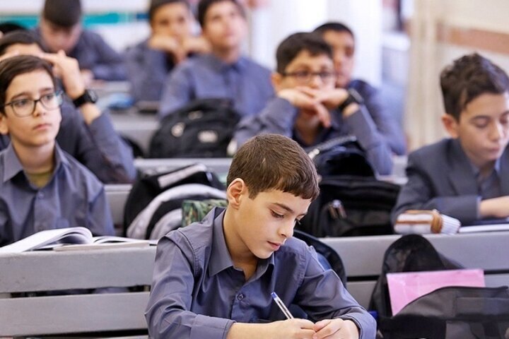 ببینید | خبر بازگشایی مدارس از آبانماه تکذیب شد؟