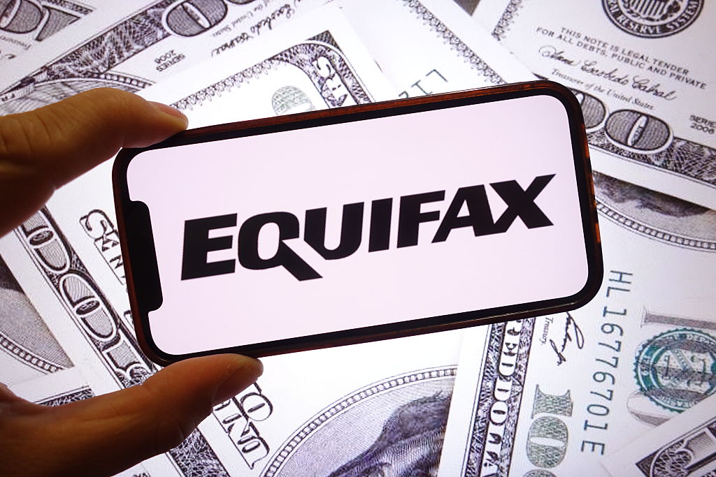 مشتریان Equifax یک ماه فرصت دارند تا مبلغ 2.2 میلیون دلار را برای تسویه حساب اقدام کنند.
