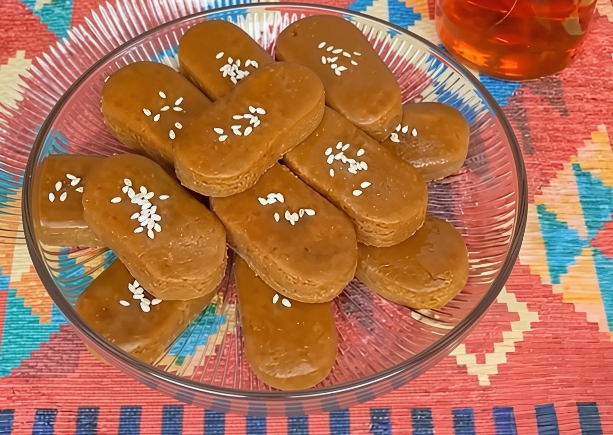 این شیرینی نه تخم مرغ داره نه شکر؛ در ۲۰ دقیقه و بدون فر هم آماده میشه + فیلم روش تهیه
