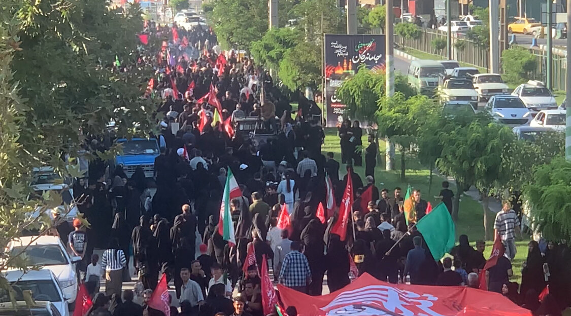 ارومیه در حال و هوای کربلا؛ جاماندگانی که با دل راهی شدند