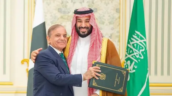 نخستوزیر پاکستان برای دیدار با بنسلمان به عربستان میرود