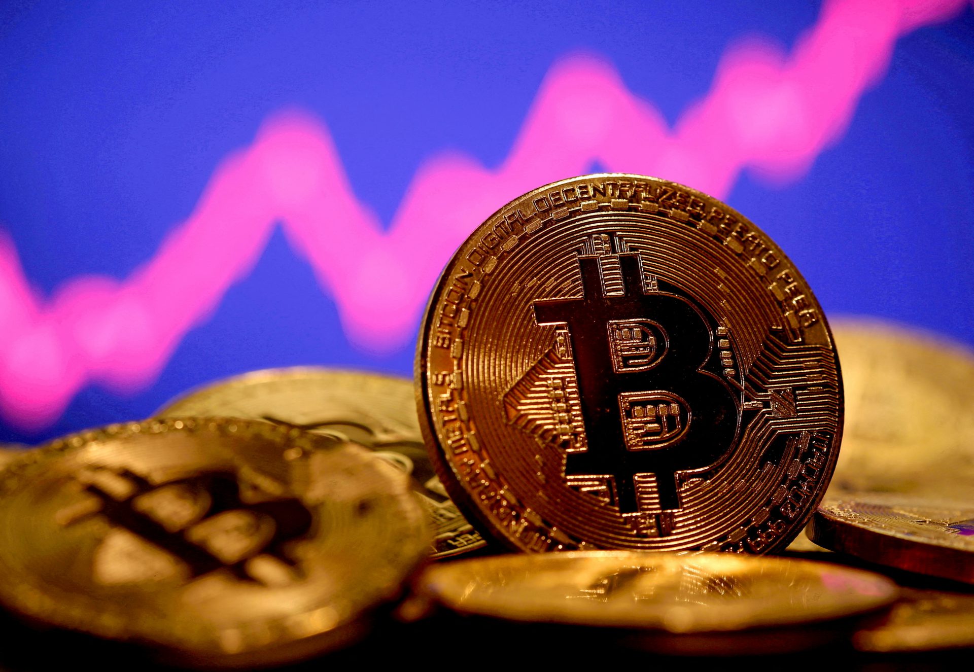 انفجار حباب هوش مصنوعی برای تقویت روند صعودی بیت کوین: آرتور هیز
