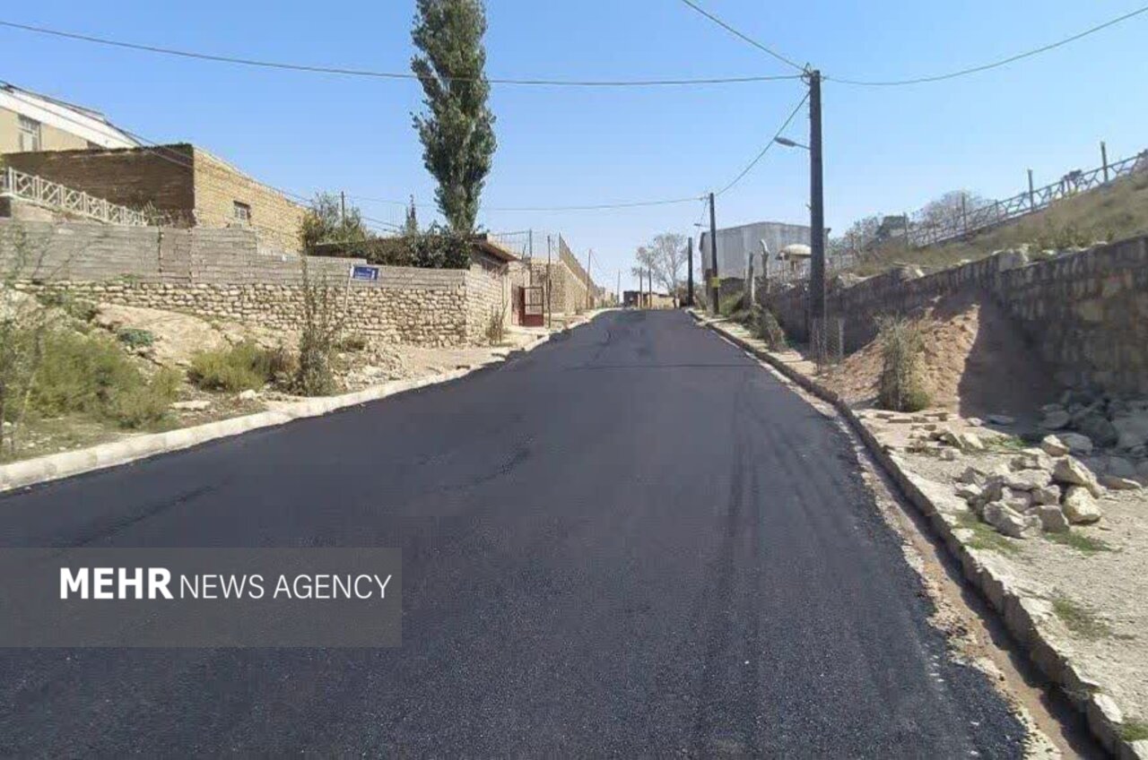 فاز دوم روکش آسفالت کمربندی جنوبی قرچک وارد مرحله اجرا شد