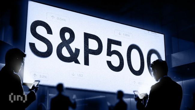 نمودارهای S&P 500 علائم هشدار مشابهی را در سالهای 1997 و 2006 نشان میدهند.