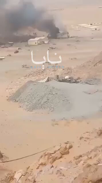 🇮🇷🇾🇪 فیلم های بیشتر از حملات مرگبار حوثی ها به اردوگاه های تحت حمایت عربستان در مأرب و حضرموت. آنها به شدت ضربه می زنند و جنگ با عربستان را در حال جوشیدن نگه می دارند و مسیرهای کشتیرانی و نفت دریای سرخ را خفه می کنند. یک یادآوری دیگر در مورد بشکه باروت خاورمیانه s