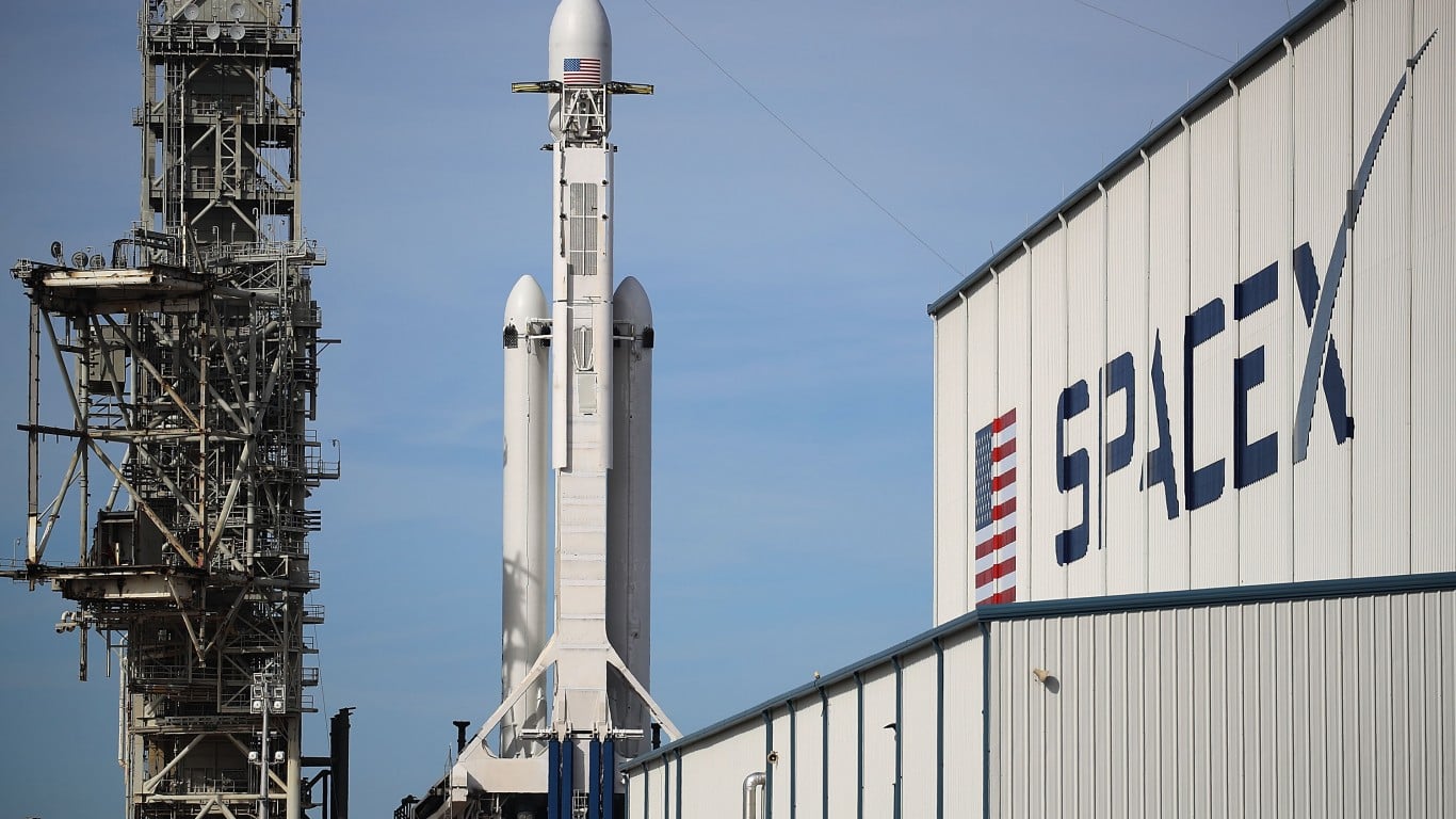 100 میلیارد دلار سهام SpaceX به تازگی قفل شده است — پس چرا سهام سقوط نمی کند؟