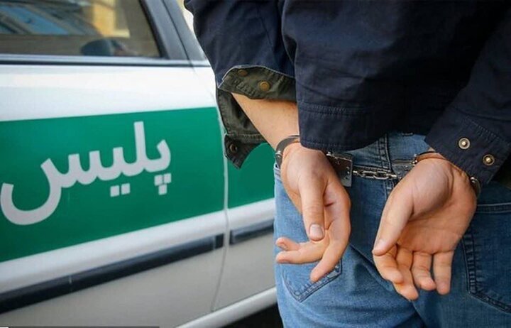 دستگیری سارق حرفهای در اراک؛ ۲۳ فقره سرقت محتویات خودرو کشف شد
