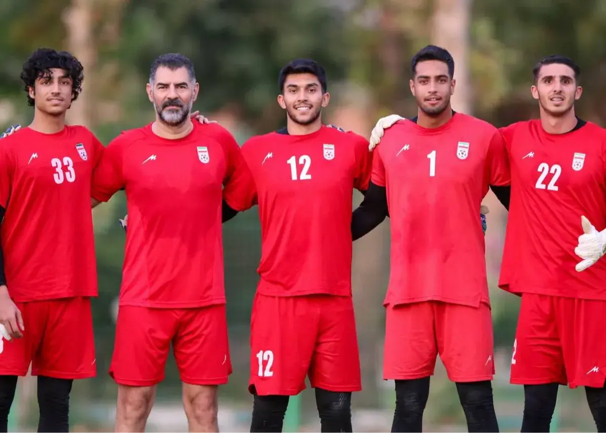 از آکادمی کیا تا چمستان و بوشهر/ آینده دروازهبانی ایران در این عکس!