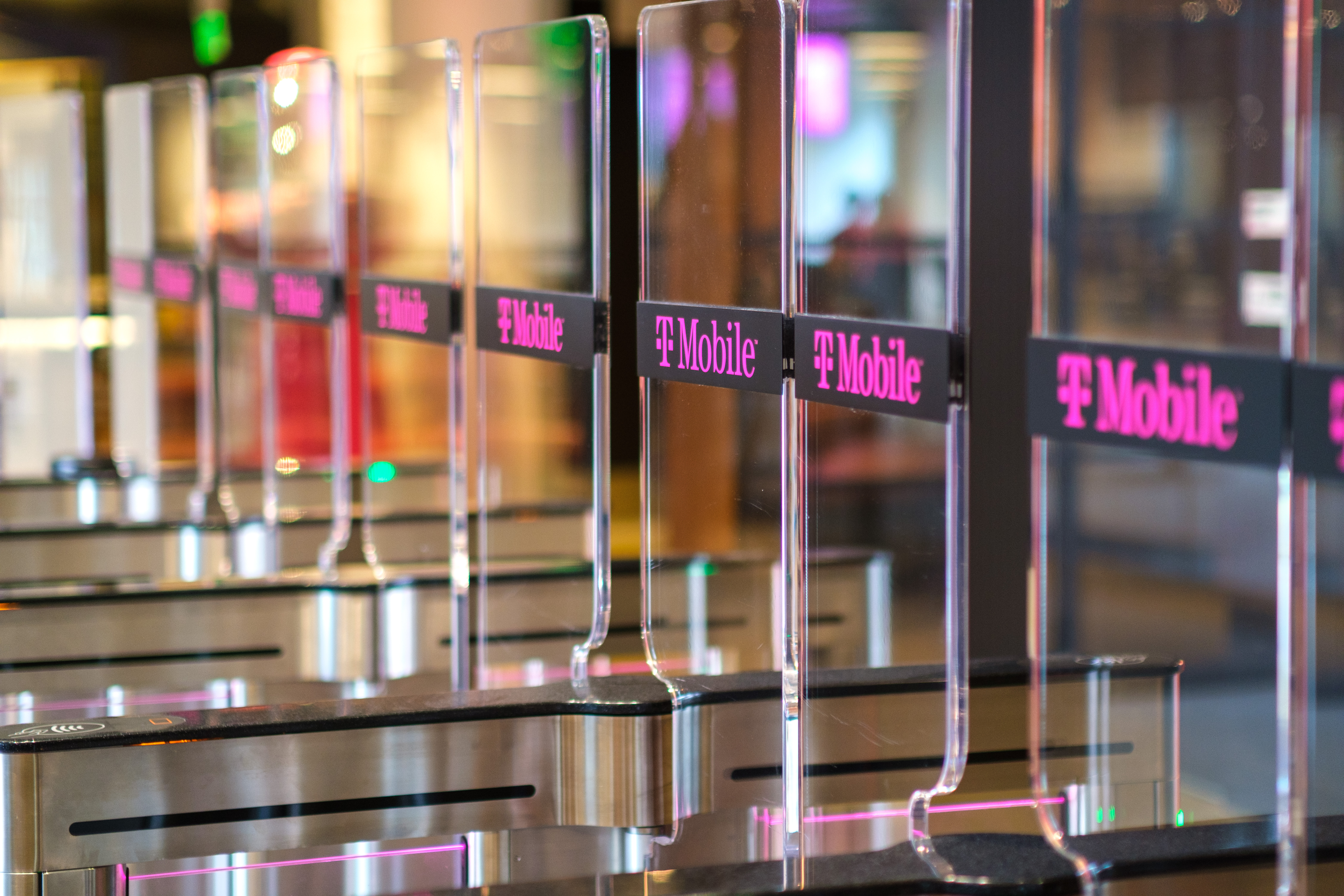 T-Mobile پس از کمتر از یک سال بی سر و صدا طرح تلفن با ارزش بهتر خود را از بین برد