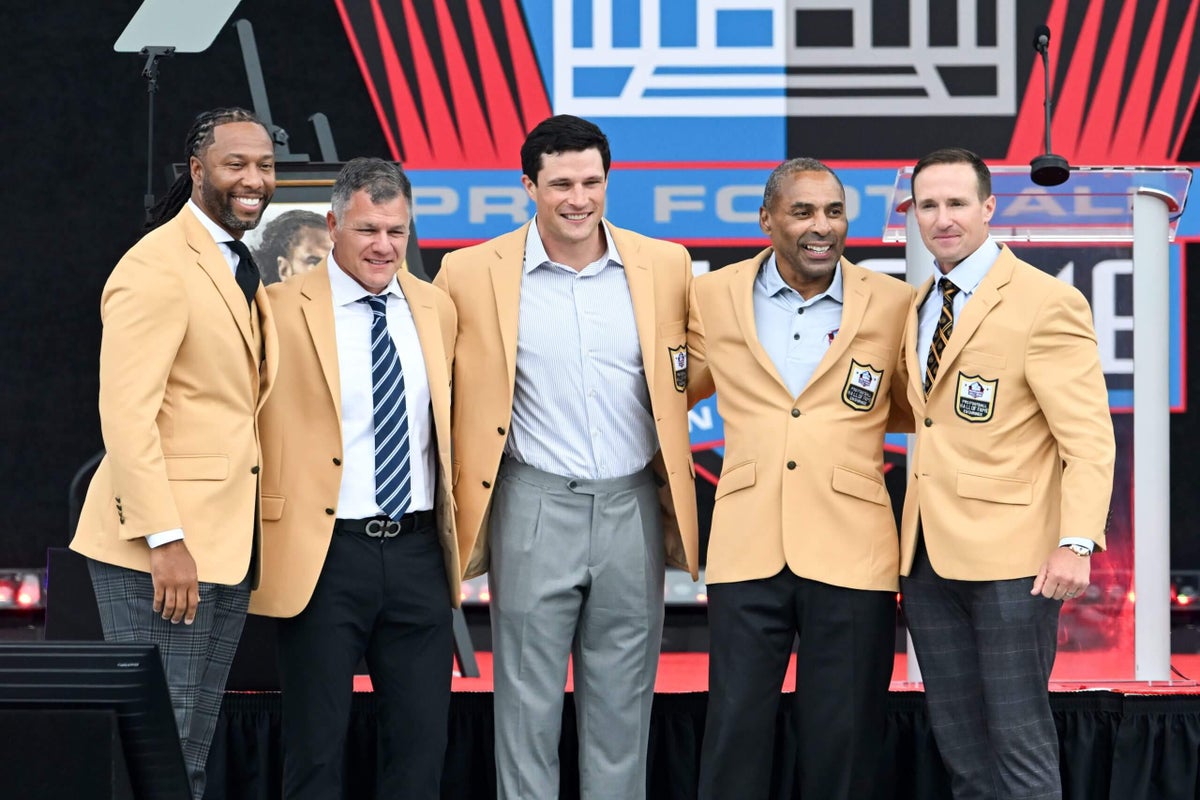 طنز، خاطرات و لحظات احساسی: آنچه از سخنرانی های تالار مشاهیر NFL برجسته شد