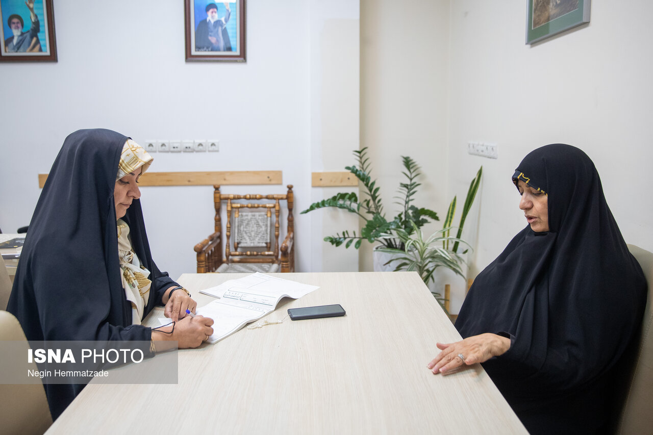 صدورگواهینامه موتورسیکلت برای زنان؛ در آینده نزدیک/ تردد بانوان با موتور به صرفهتر است