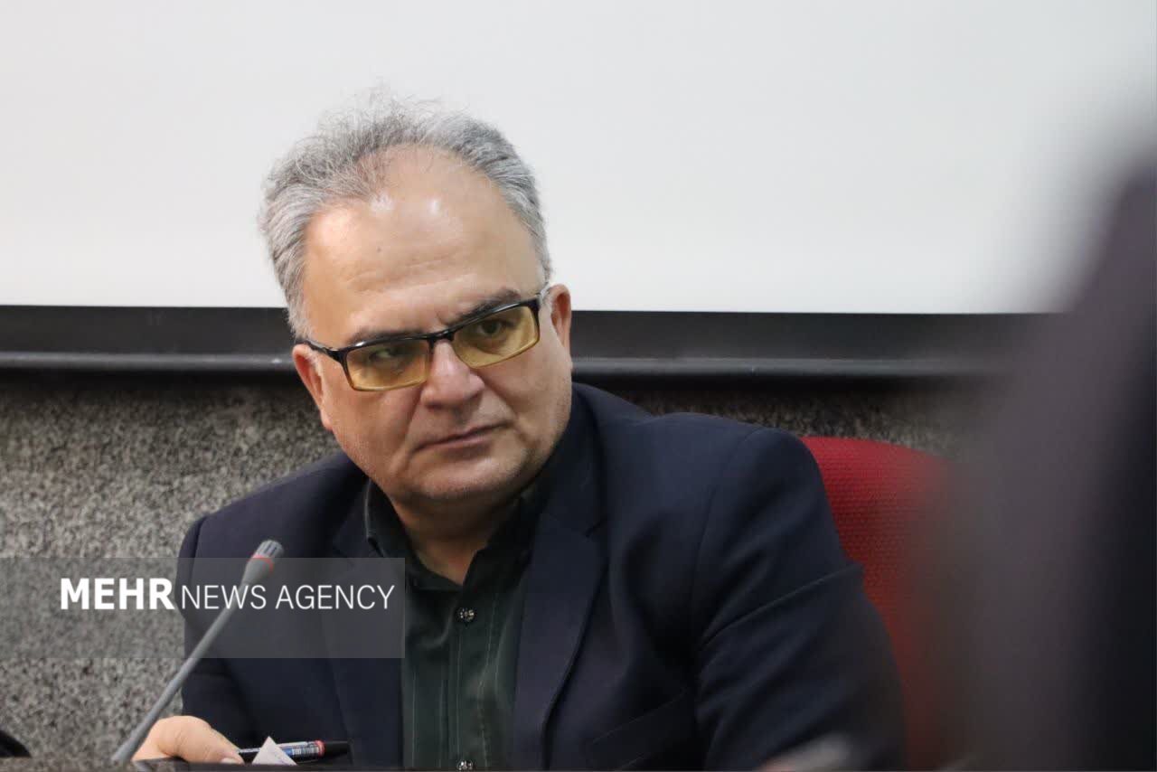 سوق دادن ۵۵ درصد مدارس سمنان به صمت هنرستان همجوار صنعت