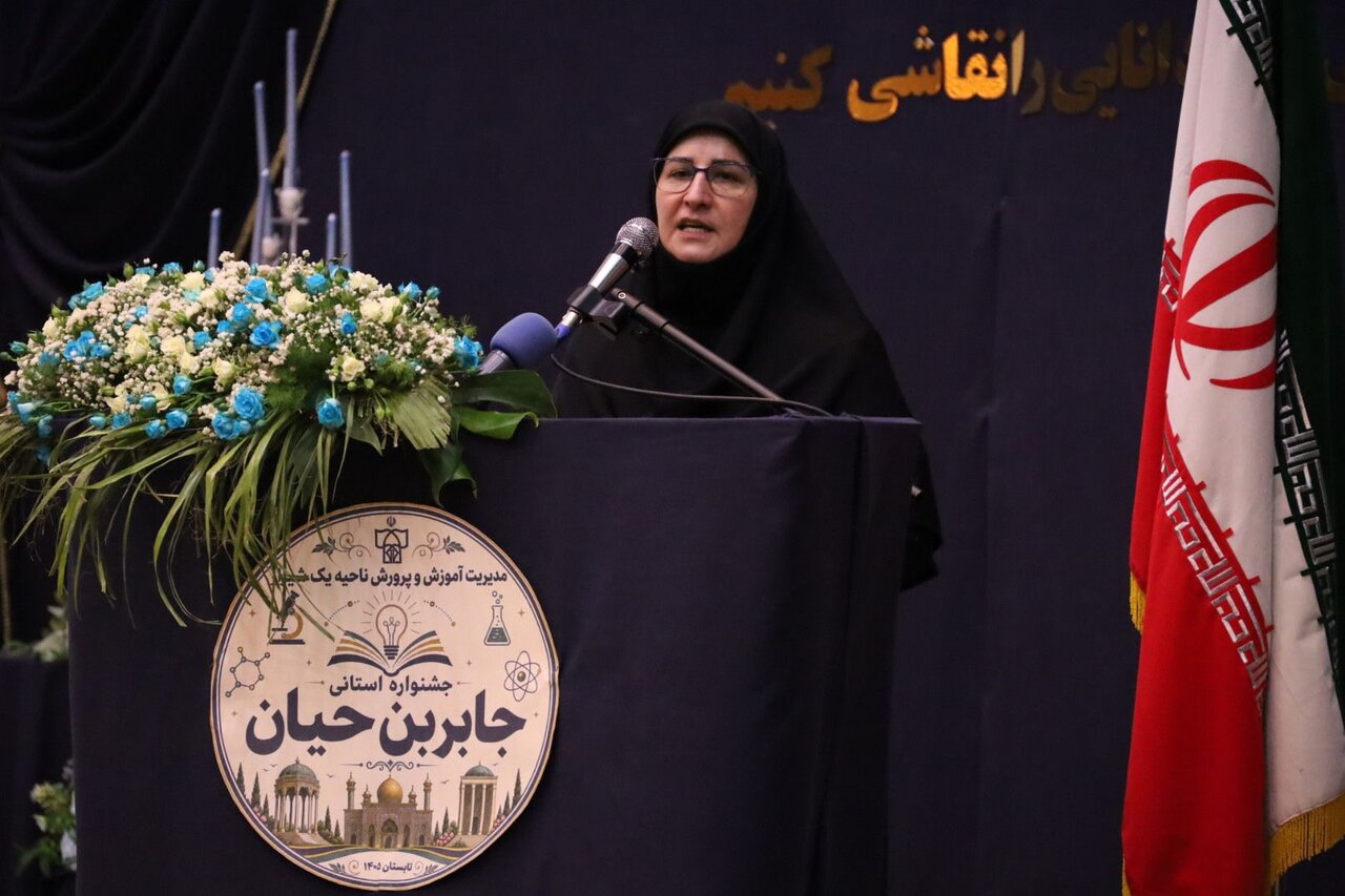 معاون وزیر آموزش و پرورش: خلاقیت دانشآموزان باید جای حفظکردن مطالب را بگیرد