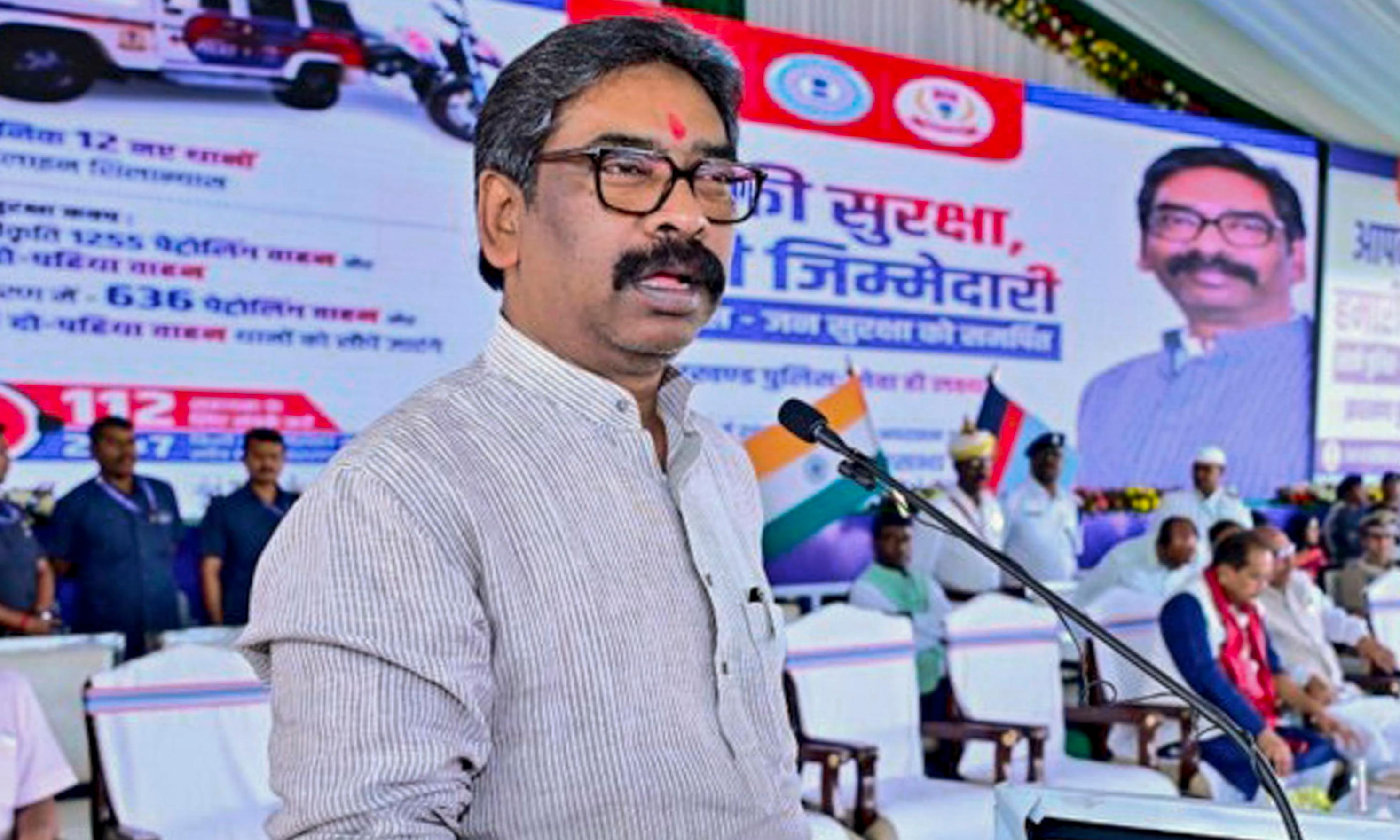 Jharkhand CM Hemant Soren وعده عدالت برای معترضان امتحان داد