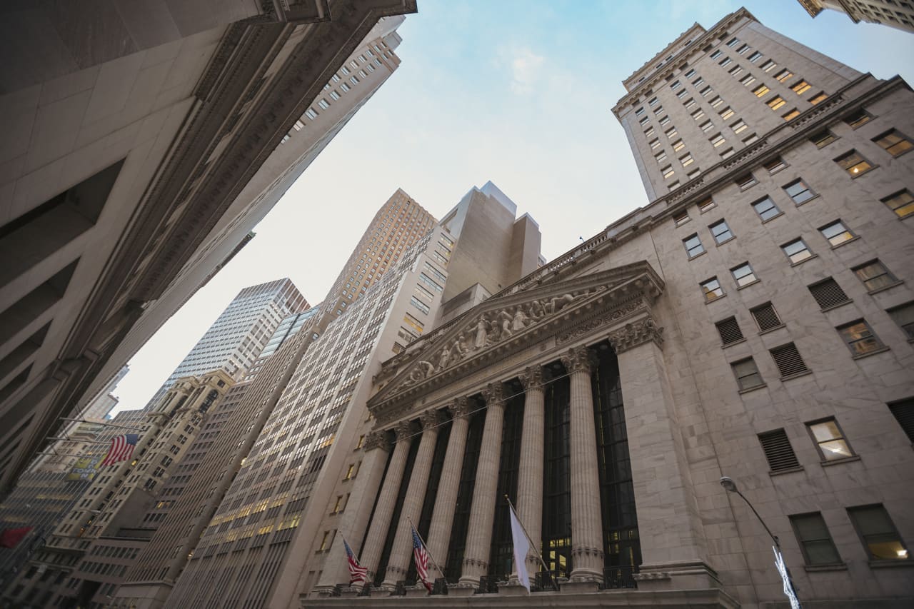 بزرگترین بانک وال استریت انتظارات خود را برای بازار سهام افزایش داد