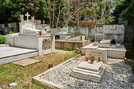 اسرائیل به دنبال بازگرداندن بقایای یهودی دفن شده در لبنان به عنوان بخشی از مذاکرات زندانیان - گزارش