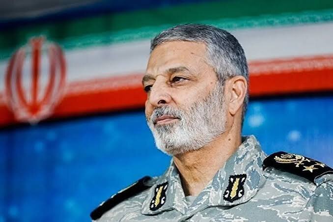 شهید سپهبد موسوی: هرچه تنبیه شدم، بهخاطر خندههایم بود/ تنها فرمانده ای هستم که هیچ کسی از من نمیترسد!