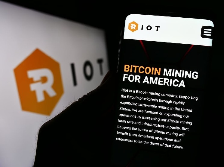 افزایش سهام Riot Platforms در نتایج Q2، قرارداد 20 ساله مرکز داده