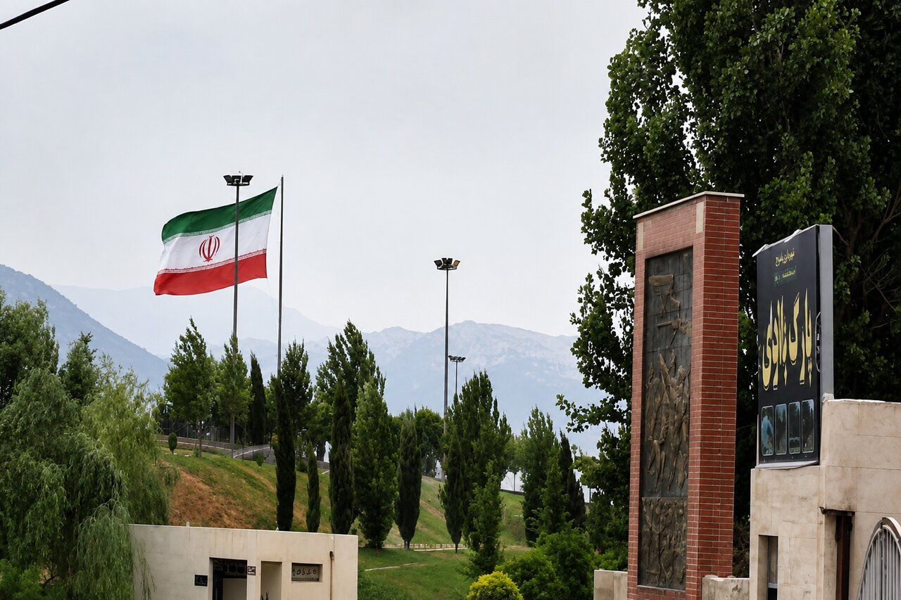 تعویض پرچمهای بزرگ ایران در دو نقطه شاخص شهر یاسوج